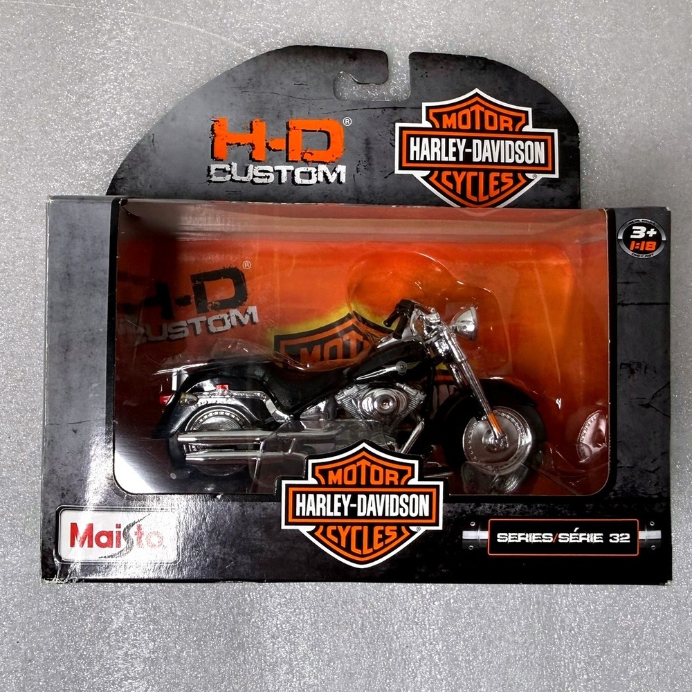 New Maisto Harley-Davidson Custom Series 32 Diecast Motorcycle 1:18 Scale 31360